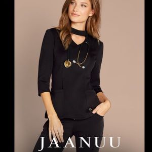 Jaanuu size small scrub top